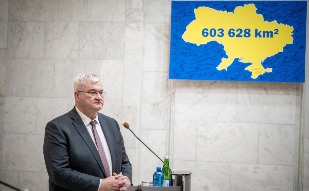 Україна готова зробити свій внесок у розблокування Ормузької протоки, - Сибіга